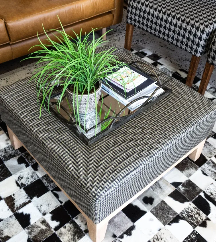 Ottomans & footstools